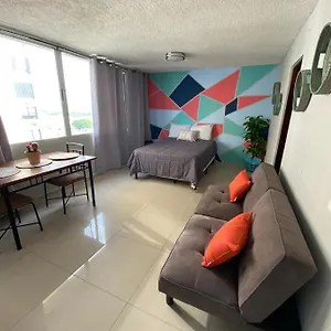 beach-front-apt-at-isla-verde-tower.top-hotels-puertorico.com/